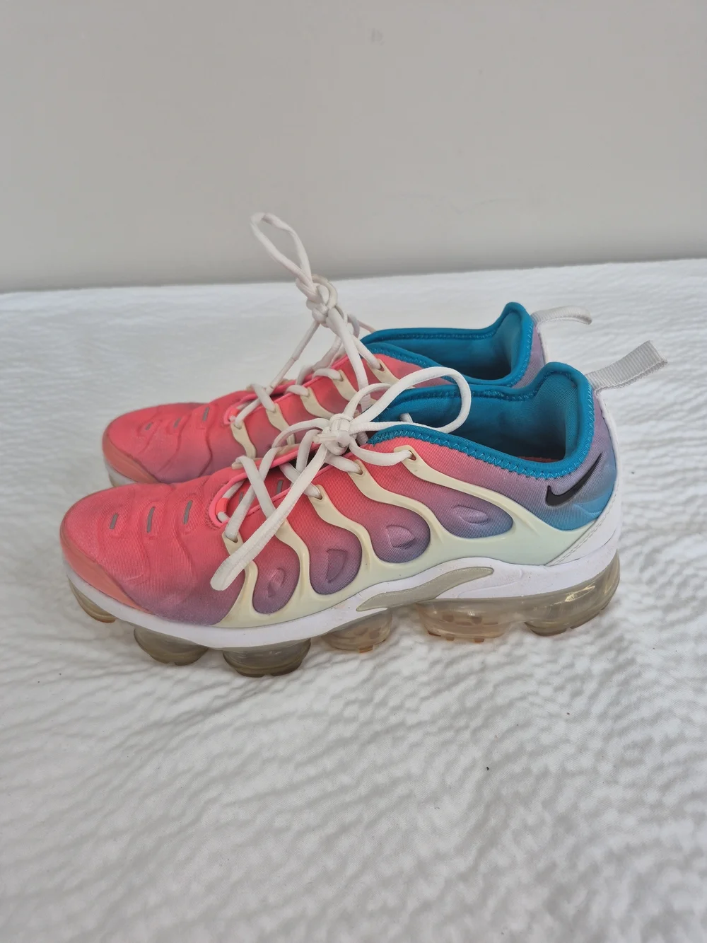 Nike Women's Air Vapormax Plus Lava Glow Blue Lagoon C15862-600 Size 9.5 - Us